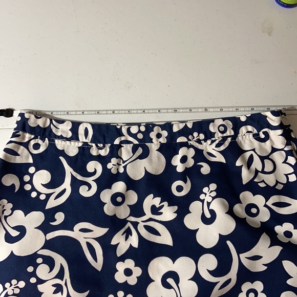 DONATED Tommy Hilfiger pencil skirt - Picture 5 of 10